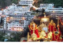 700 श्रद्धालुओं का खर्च होटल वाले उठा रहे