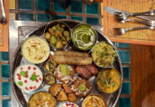 नवरात्रि में स्वाद तो खूब चखे पर पायरेट्स आफ ग्रिल का अद्भुत के साथ जरा हट कर स्वाद था।