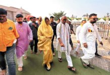 एक बड़ी लाइन बना रहे हैं दिग्विजय सिंह…